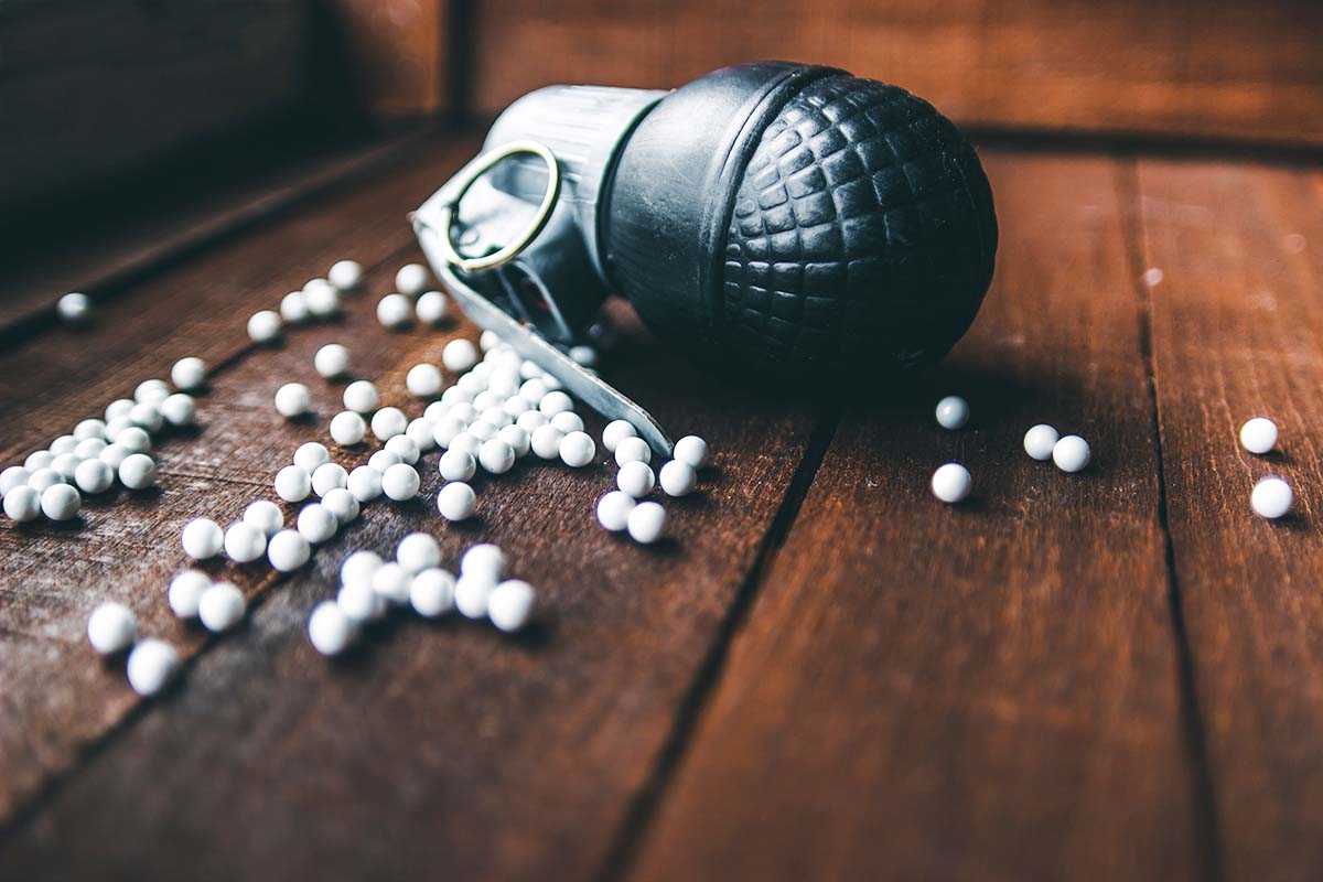 Grenades & Mines Grenades & Mines
